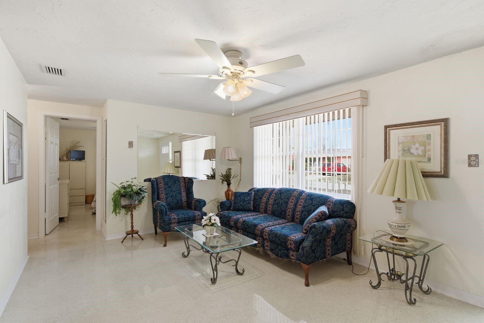 Image 4 of 25 For 5024 Odyssey Avenue