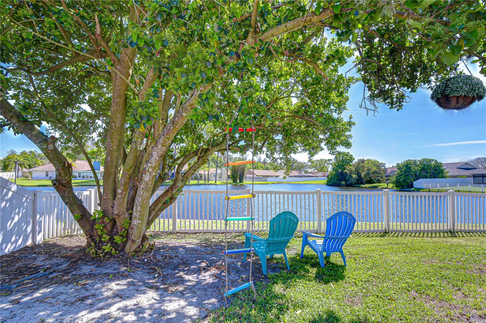 Image 7 of 35 For 15143 Springview Street