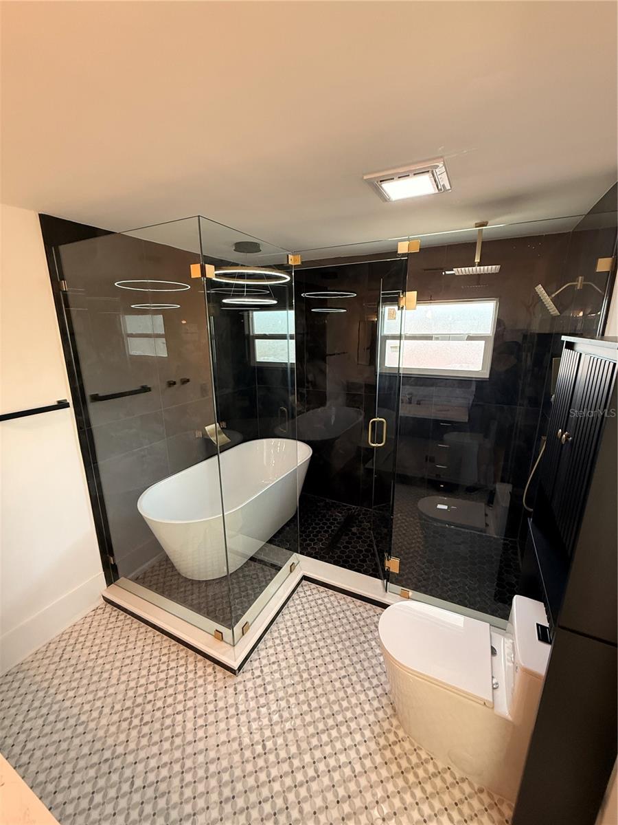 Image 12 of 18 For 2729 Union Street