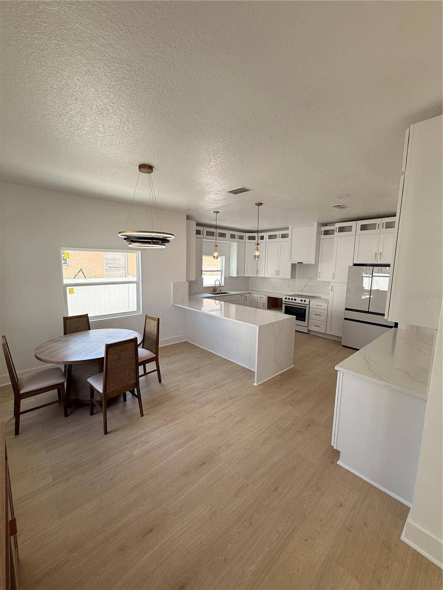 Image 8 of 18 For 2729 Union Street