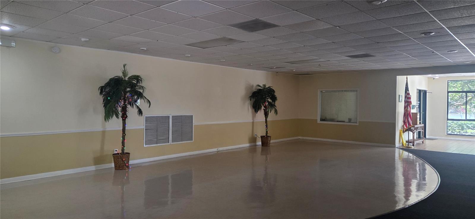 Image 13 of 21 For 2101 Fox Chase Boulevard 203