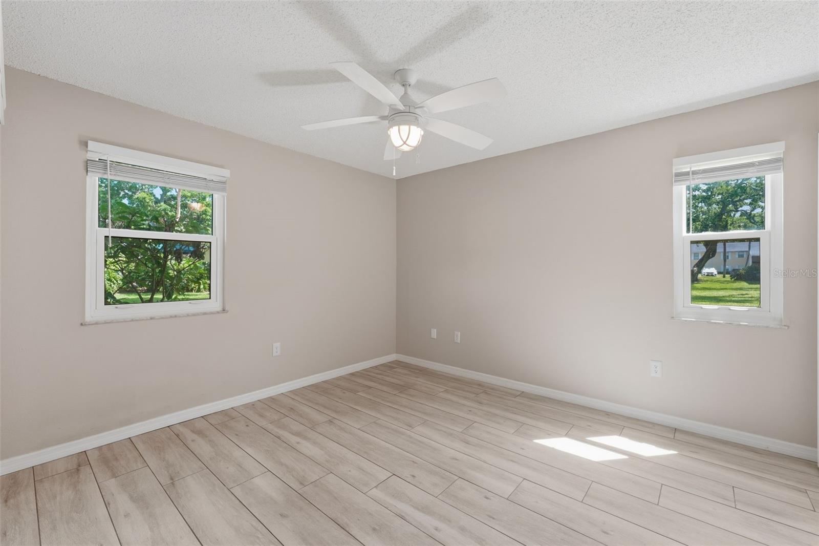 Image 12 of 52 For 3001 58th Avenue S 1015