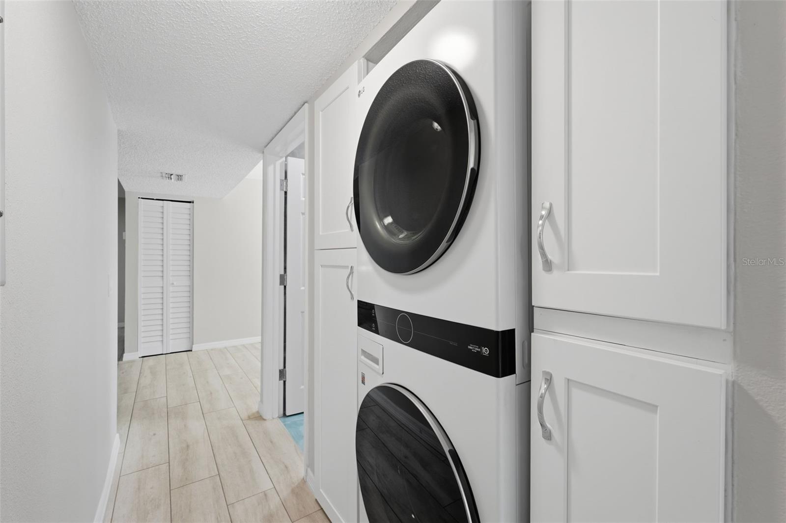 Image 18 of 52 For 3001 58th Avenue S 1015