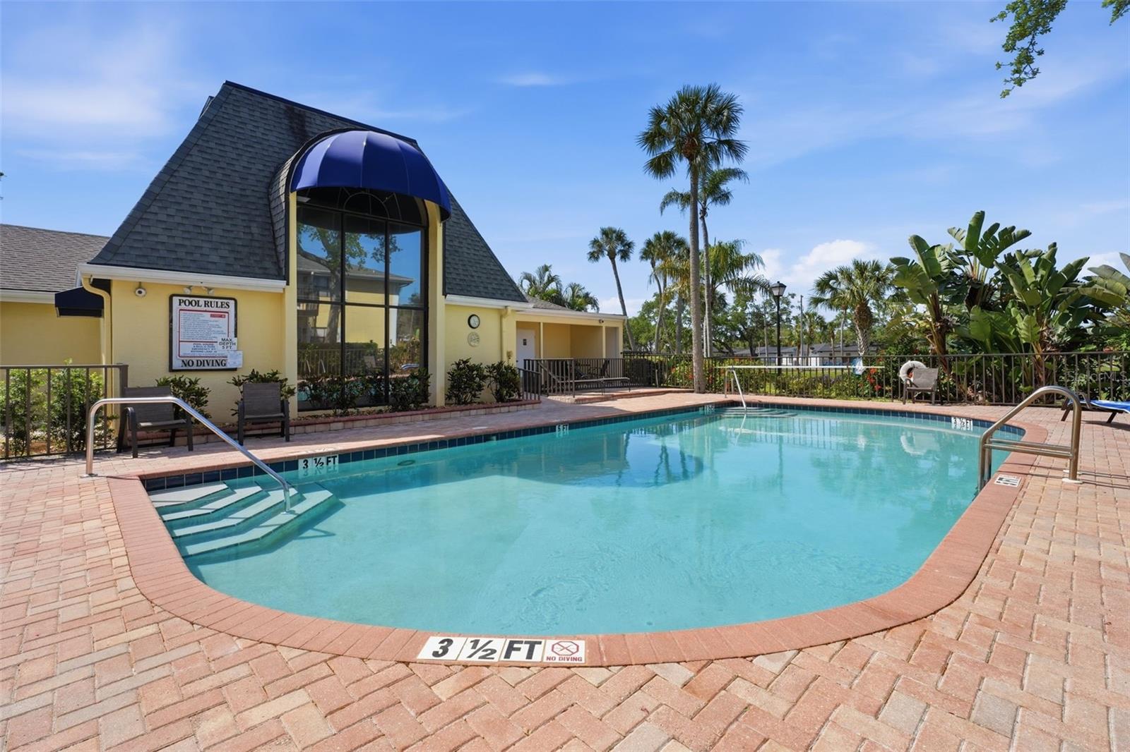 Image 39 of 52 For 3001 58th Avenue S 1015