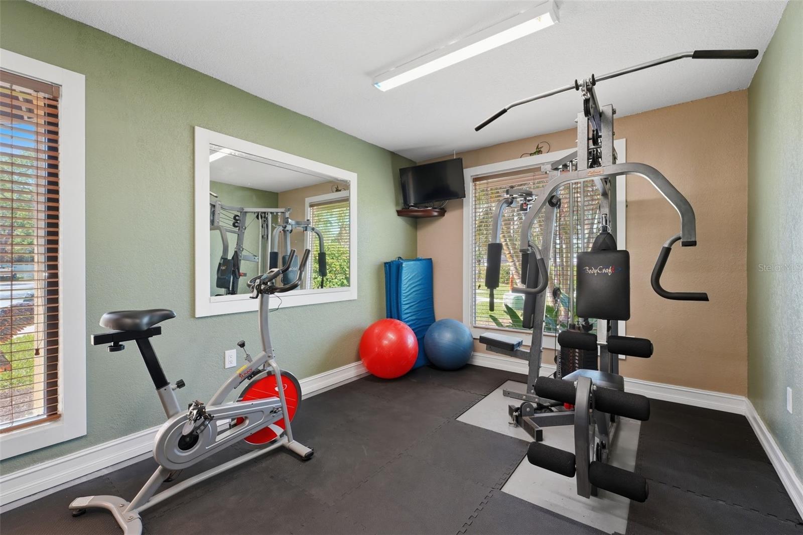 Image 43 of 52 For 3001 58th Avenue S 1015