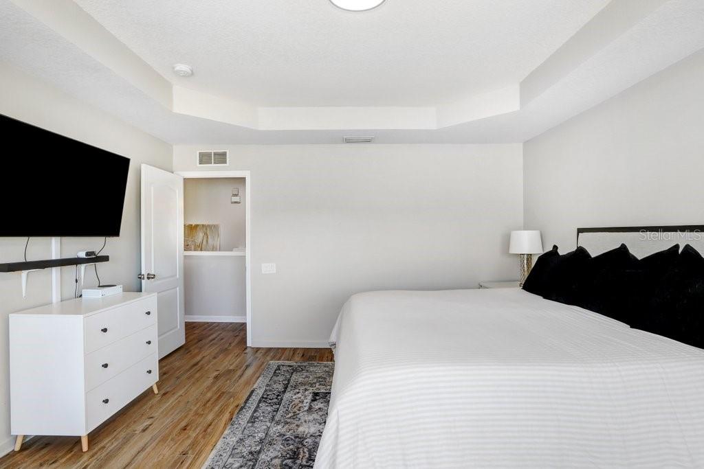 Image 25 of 49 For 4629 Pond Ridge Drive