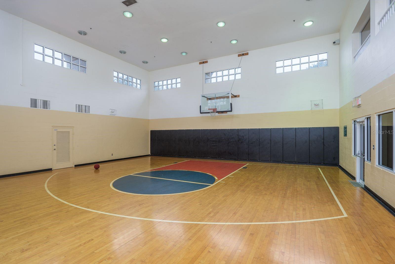 Image 38 of 38 For 2400 Feather Sound Drive 427