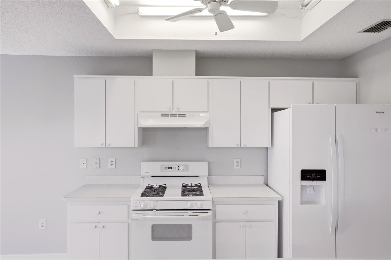 Listing photo id 8 for 24644 Laurel Ridge Drive