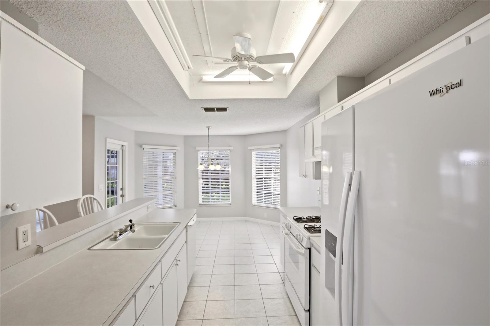 Listing photo id 10 for 24644 Laurel Ridge Drive