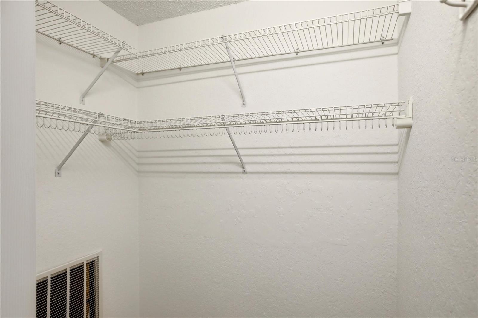 Listing photo id 19 for 24644 Laurel Ridge Drive