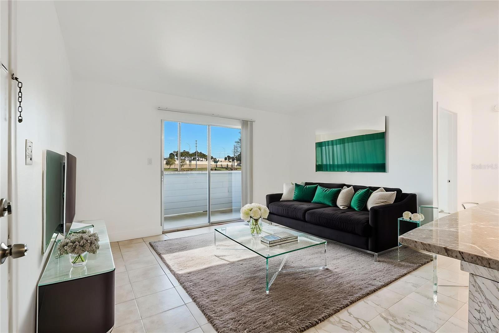 Image 18 of 44 For 1400 Gandy Boulevard N 412