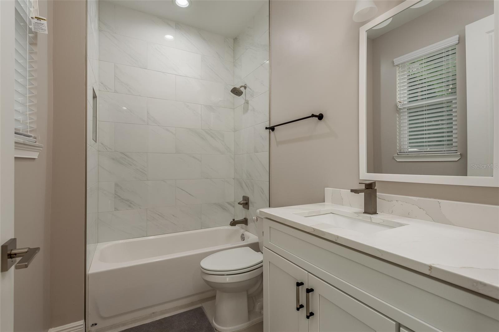 Image 23 of 33 For 3702 Roland Street 2