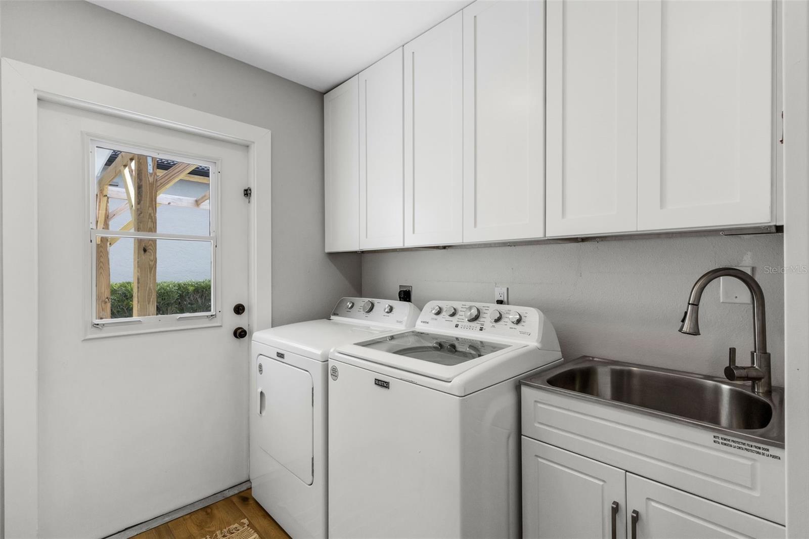 Image 32 of 90 For 441 Bayshore Drive