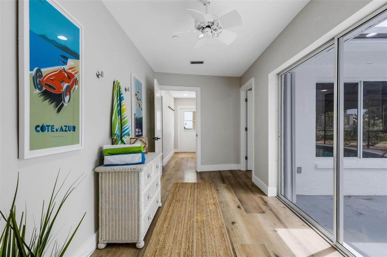 Image 34 of 90 For 441 Bayshore Drive