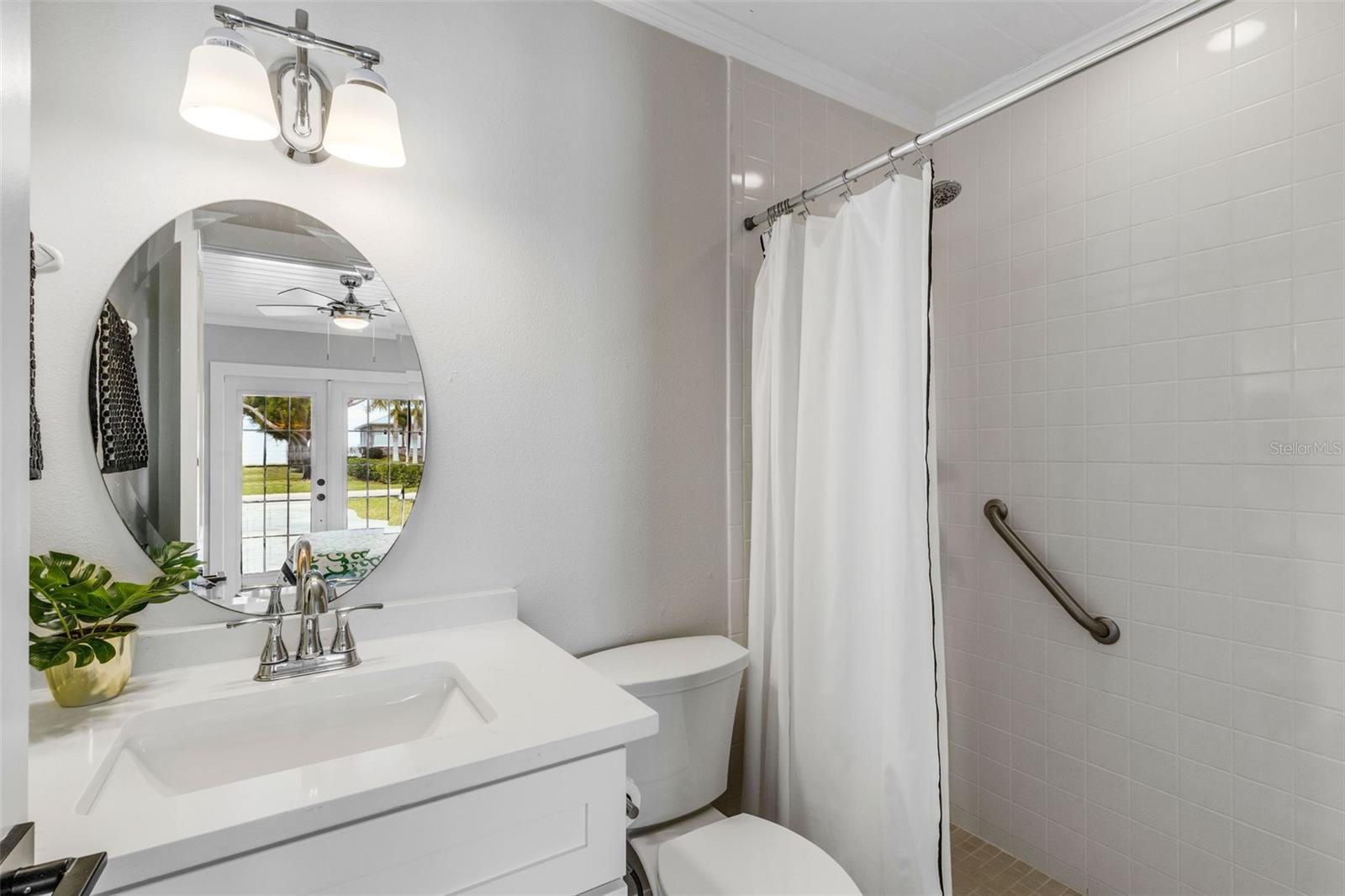 Image 41 of 90 For 441 Bayshore Drive