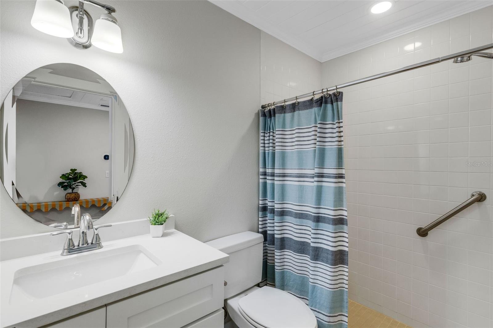 Image 42 of 90 For 441 Bayshore Drive