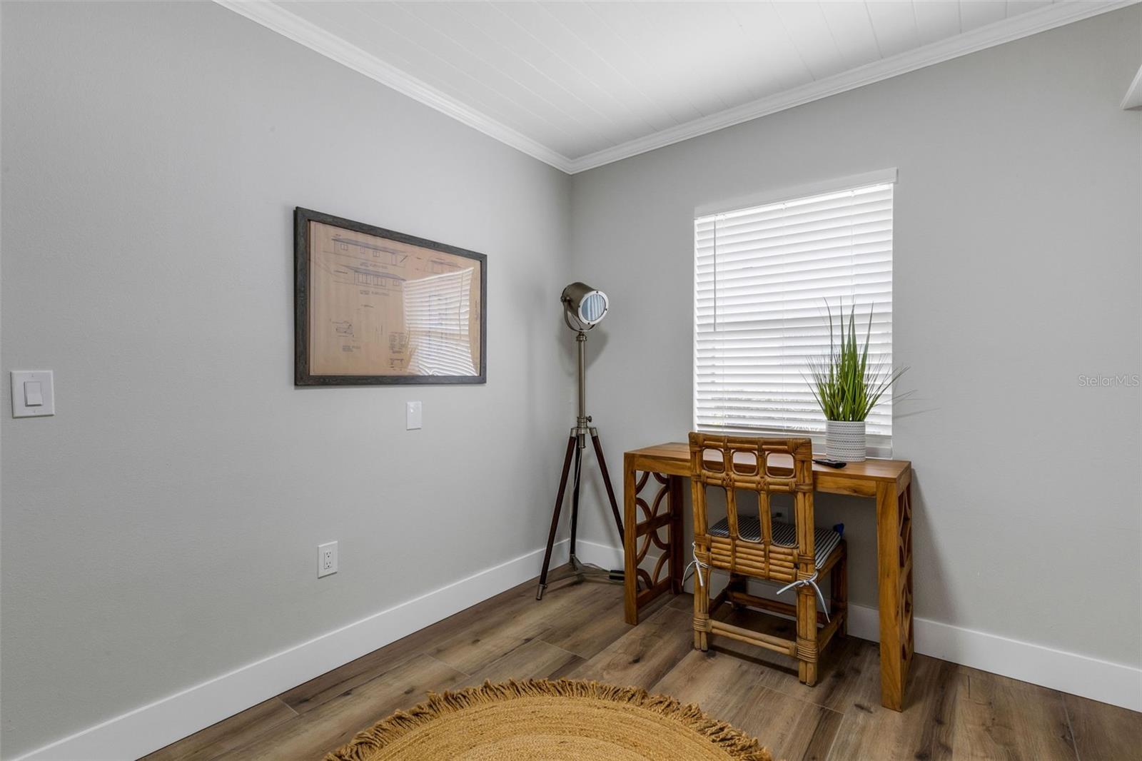 Image 44 of 90 For 441 Bayshore Drive