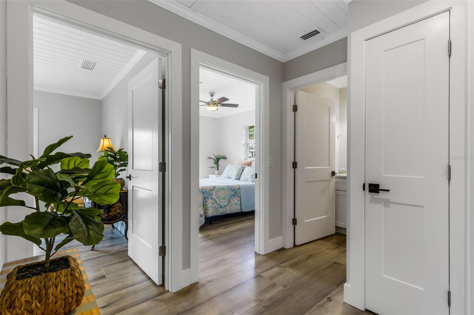 Image 45 of 90 For 441 Bayshore Drive