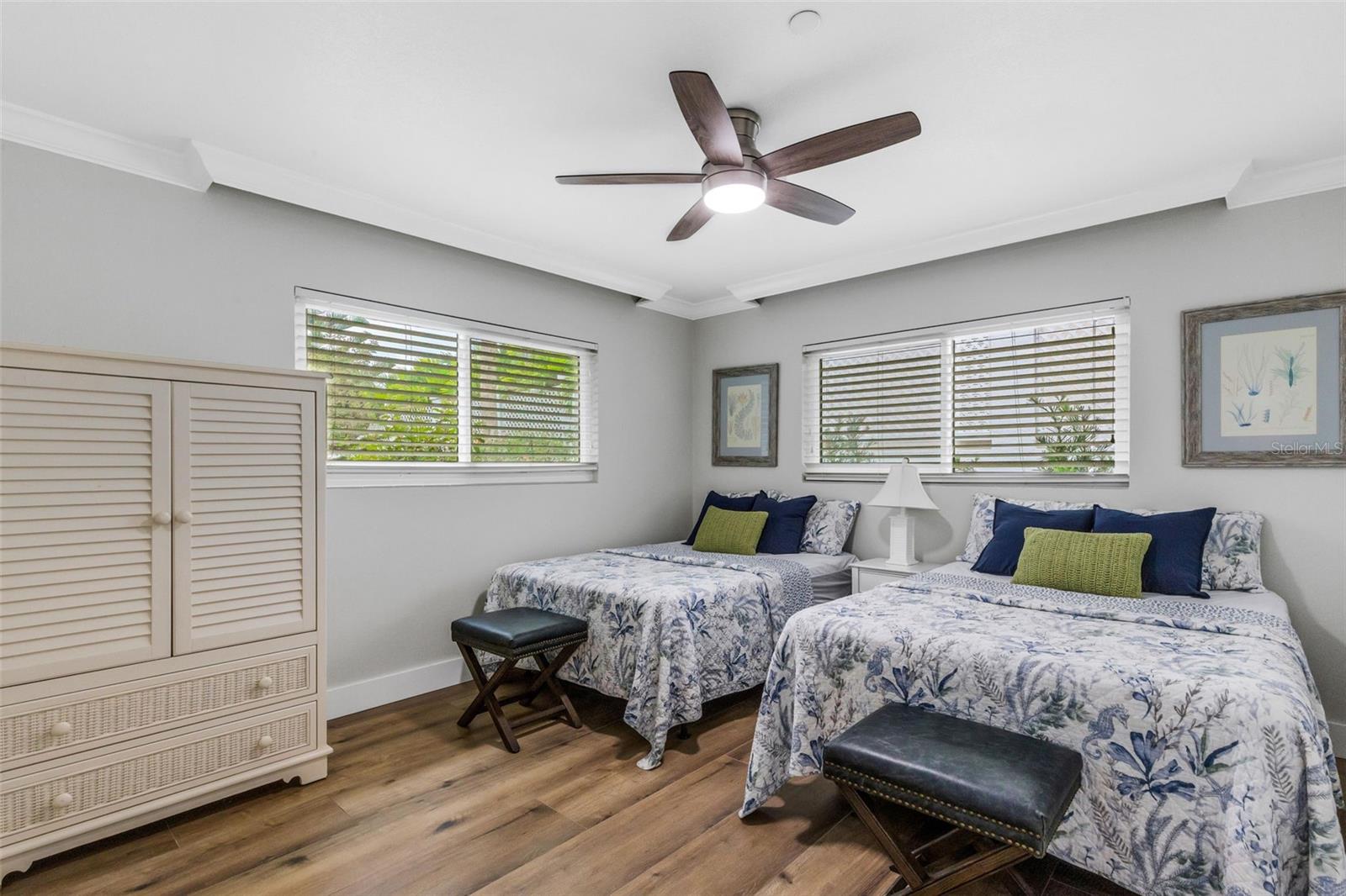 Image 47 of 90 For 441 Bayshore Drive