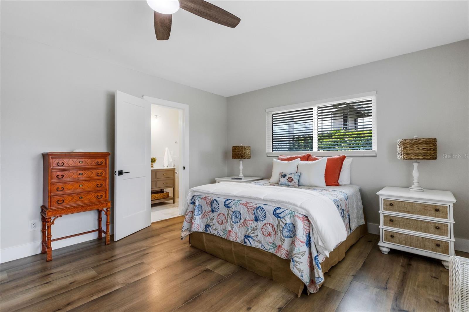 Image 50 of 90 For 441 Bayshore Drive