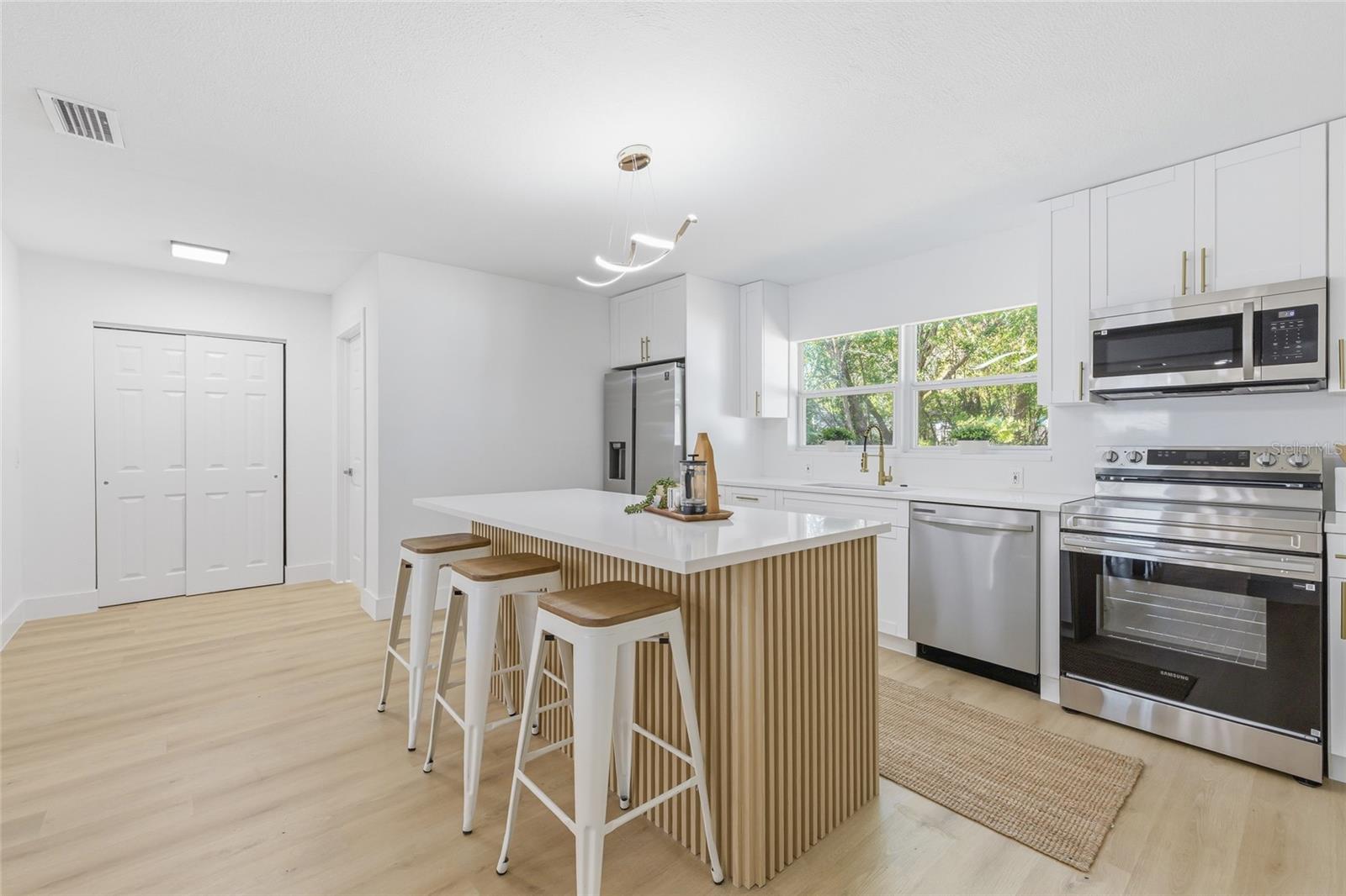 Image 17 of 40 For 3917 Pine Street