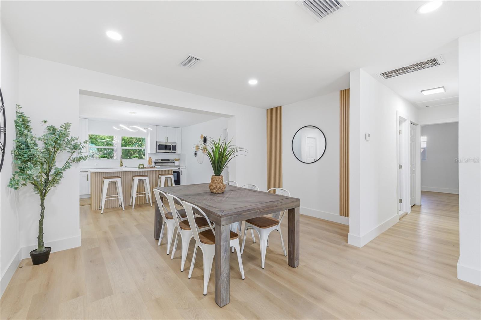 Image 5 of 40 For 3917 Pine Street