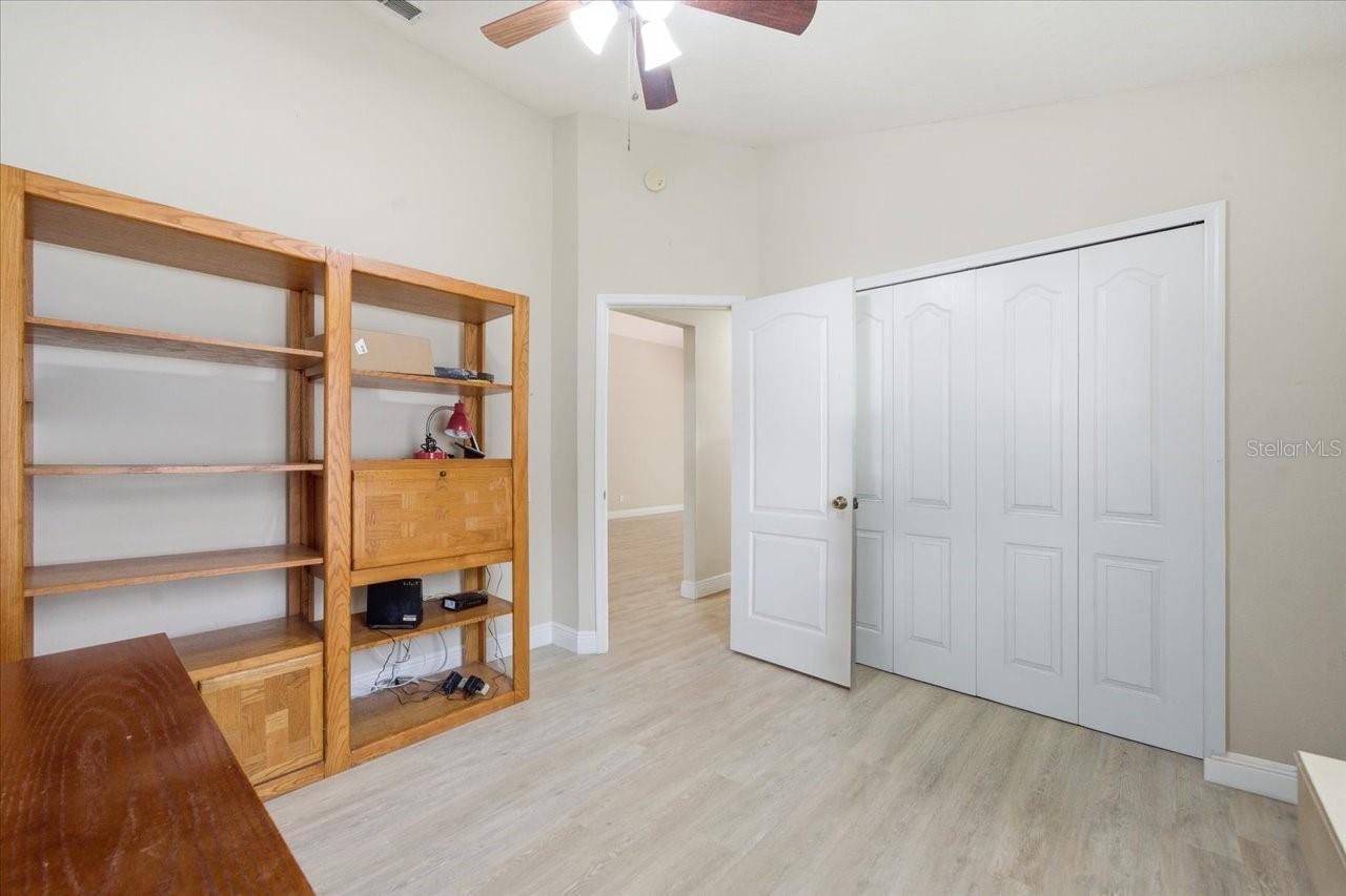 Image 28 of 30 For 4250 Pine Isle Drive