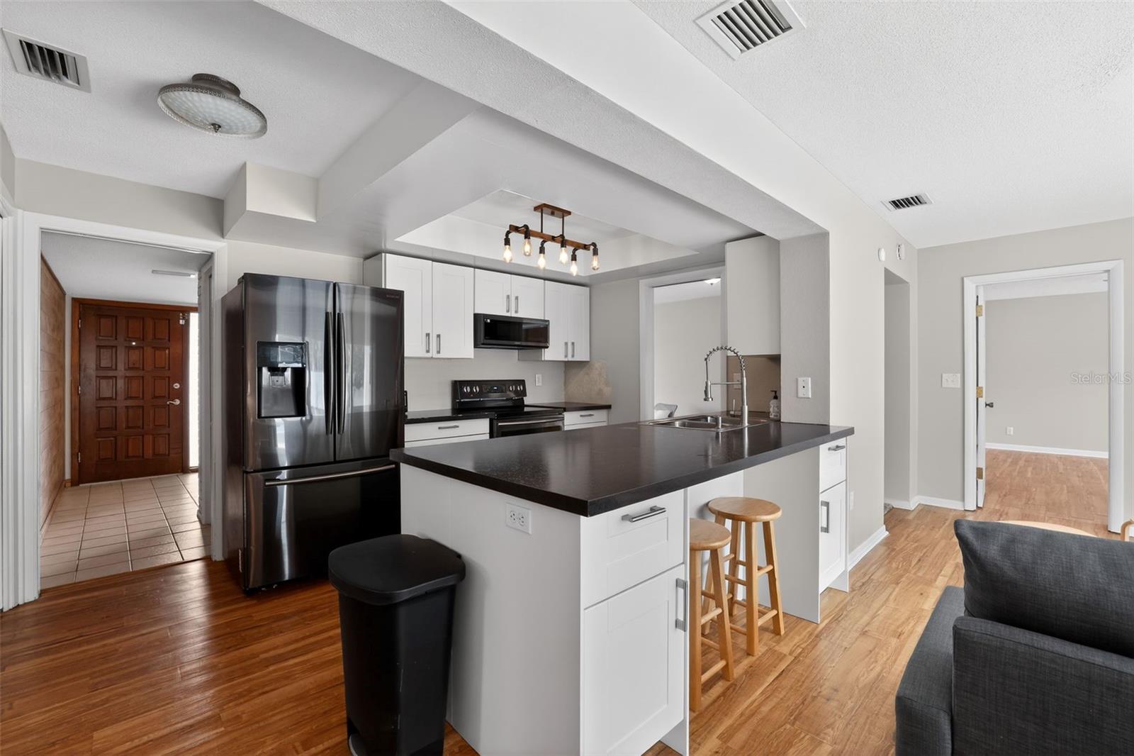 Image 12 of 37 For 13940 Antigua Drive