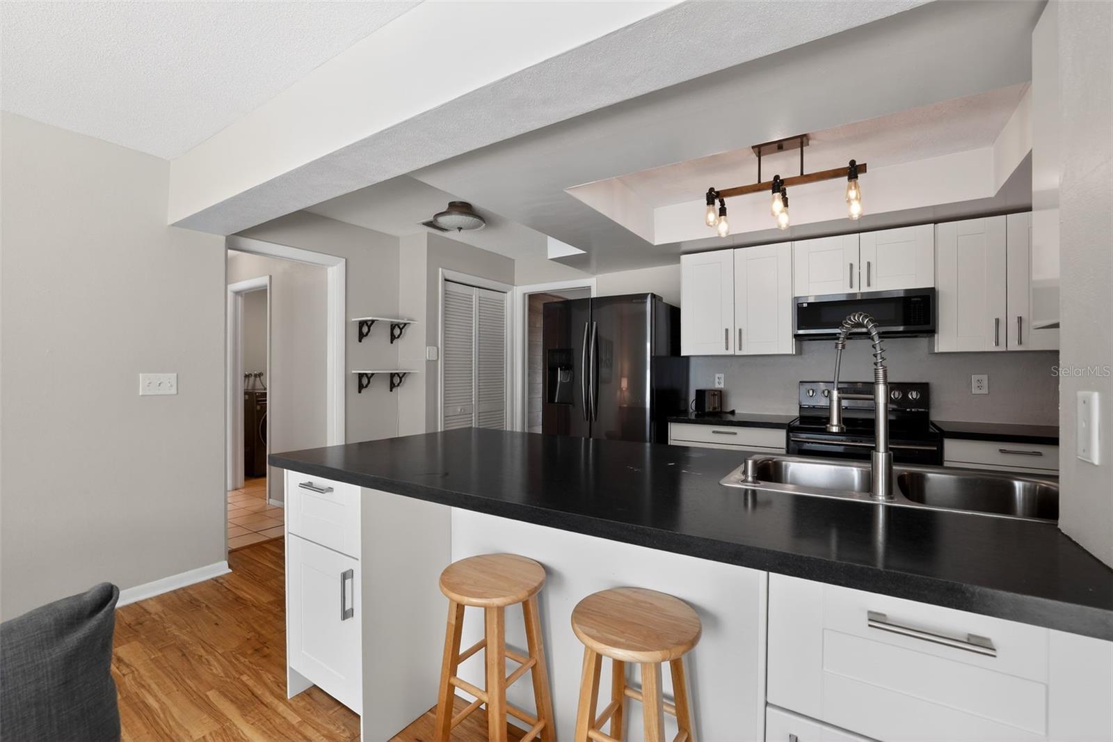 Image 16 of 37 For 13940 Antigua Drive