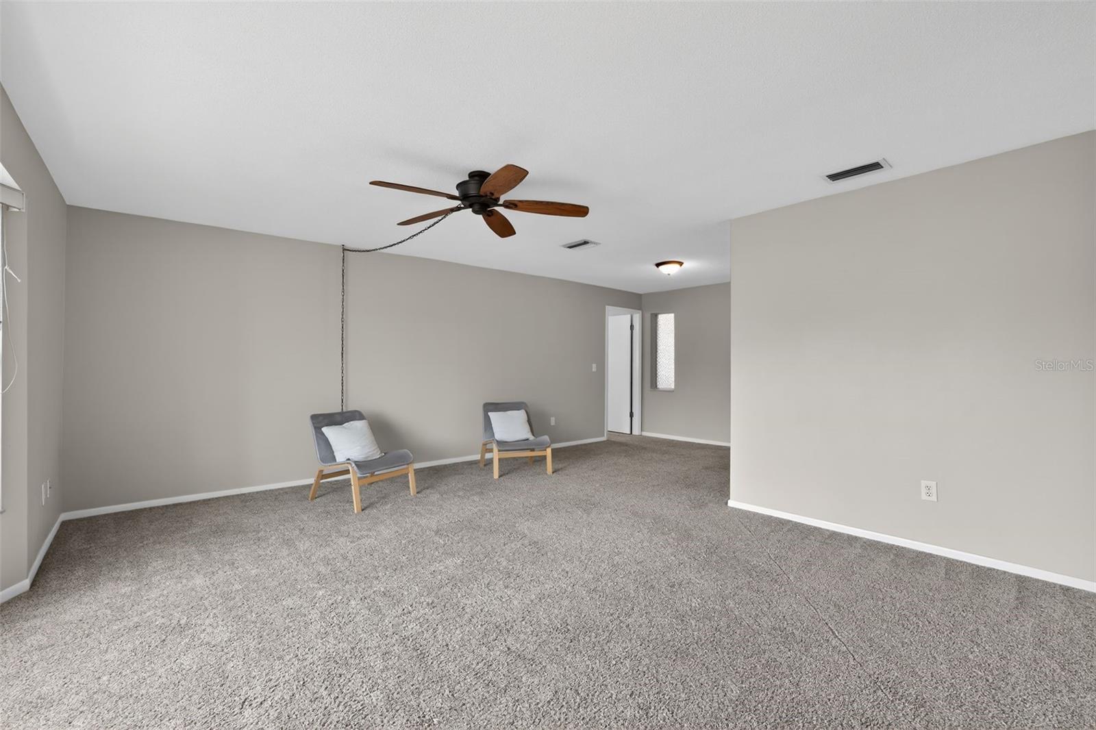 Image 25 of 37 For 13940 Antigua Drive