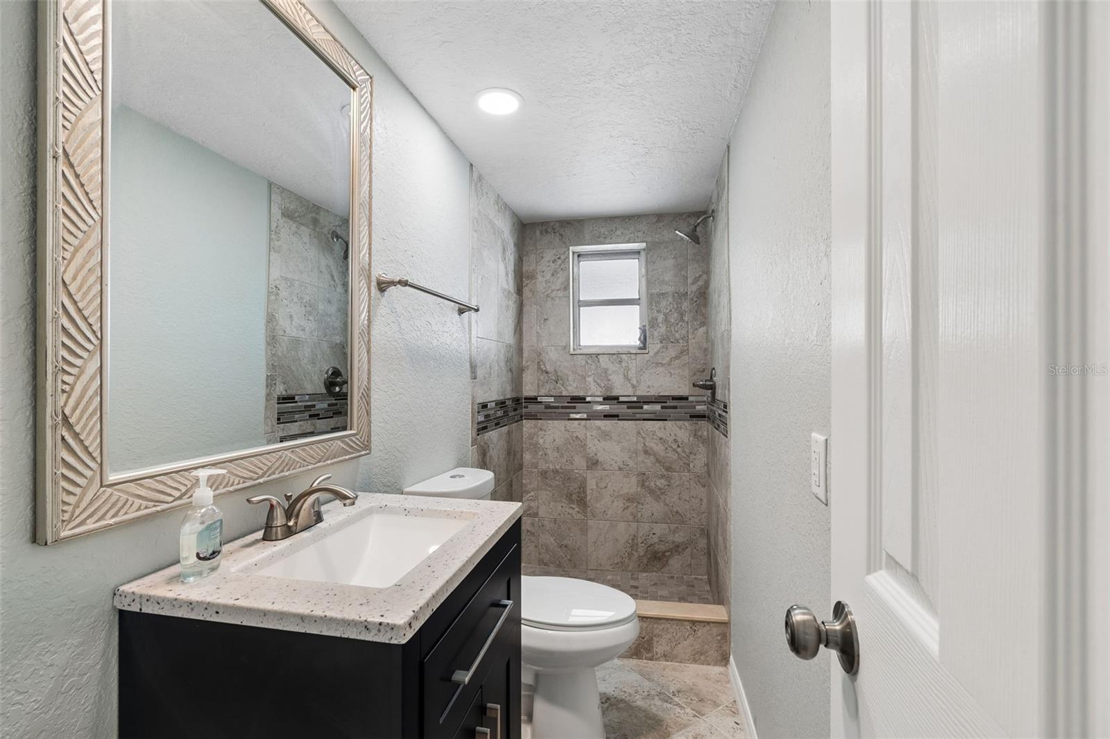 Image 12 of 47 For 4417 Rudder Way