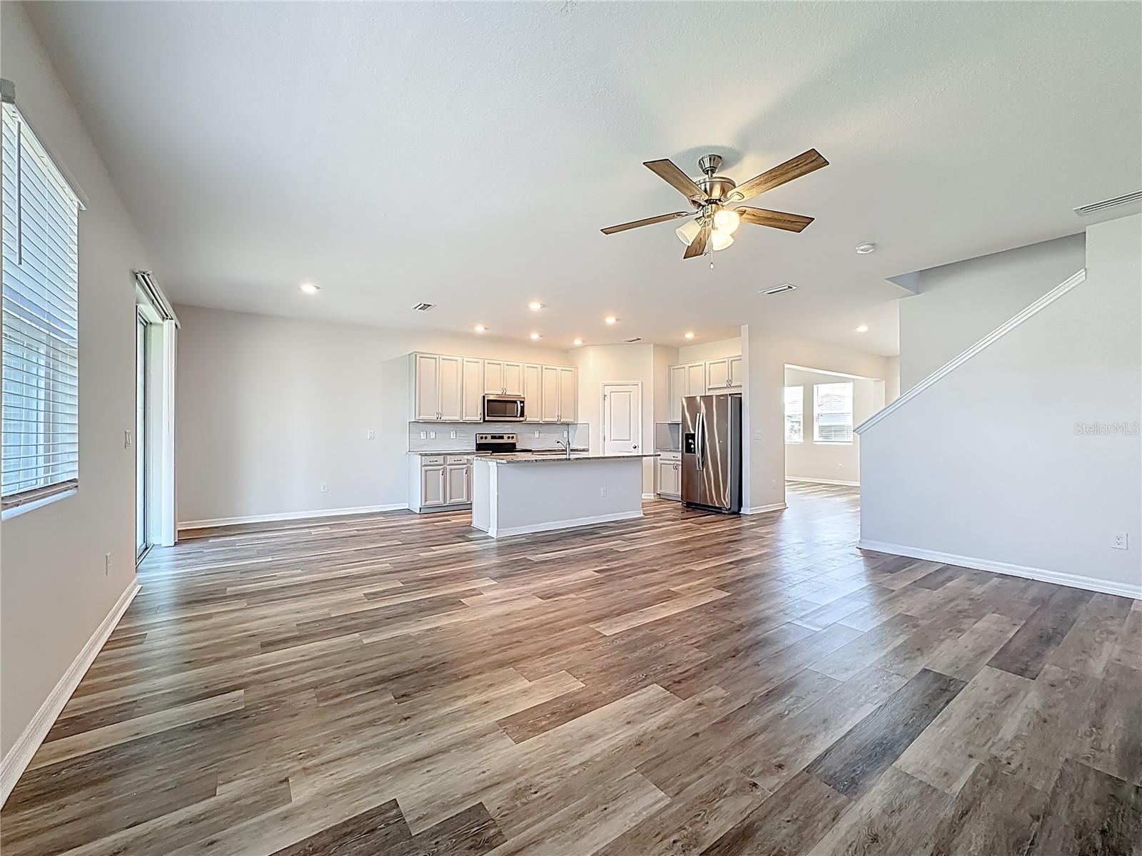 Image 13 of 53 For 11828 Cara Field Avenue