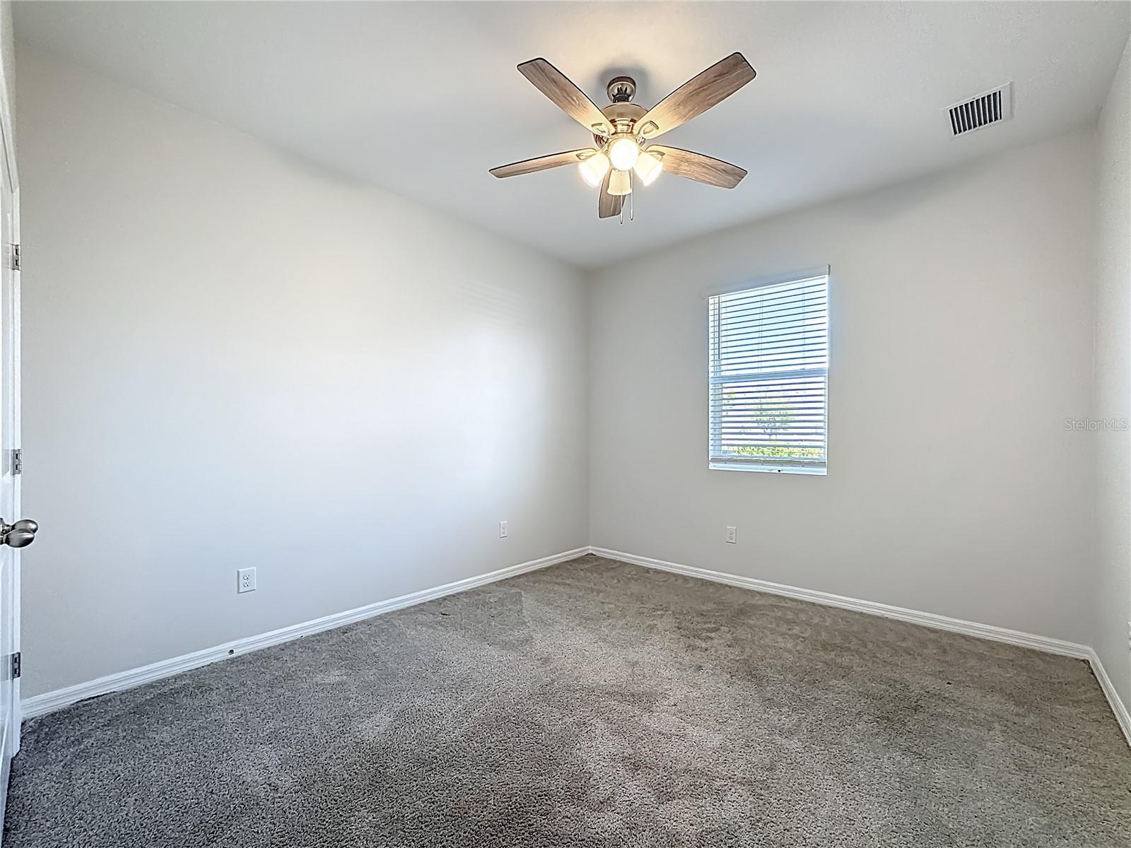 Image 16 of 53 For 11828 Cara Field Avenue