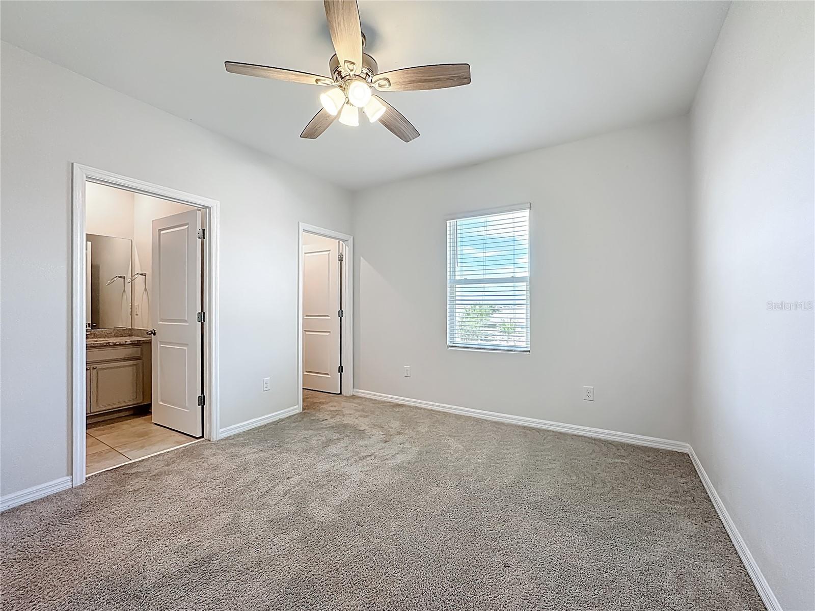 Image 20 of 53 For 11828 Cara Field Avenue