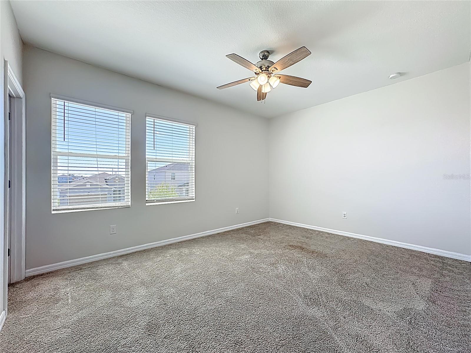 Image 27 of 53 For 11828 Cara Field Avenue