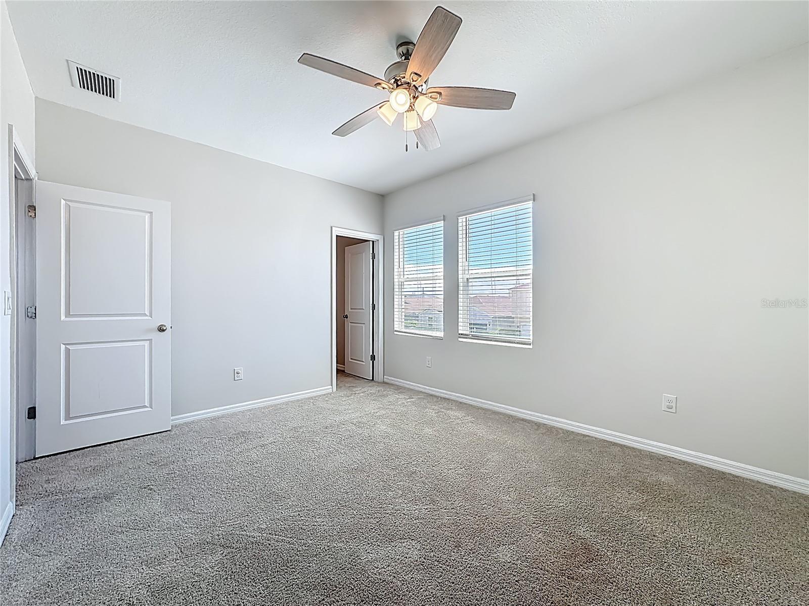 Image 28 of 53 For 11828 Cara Field Avenue