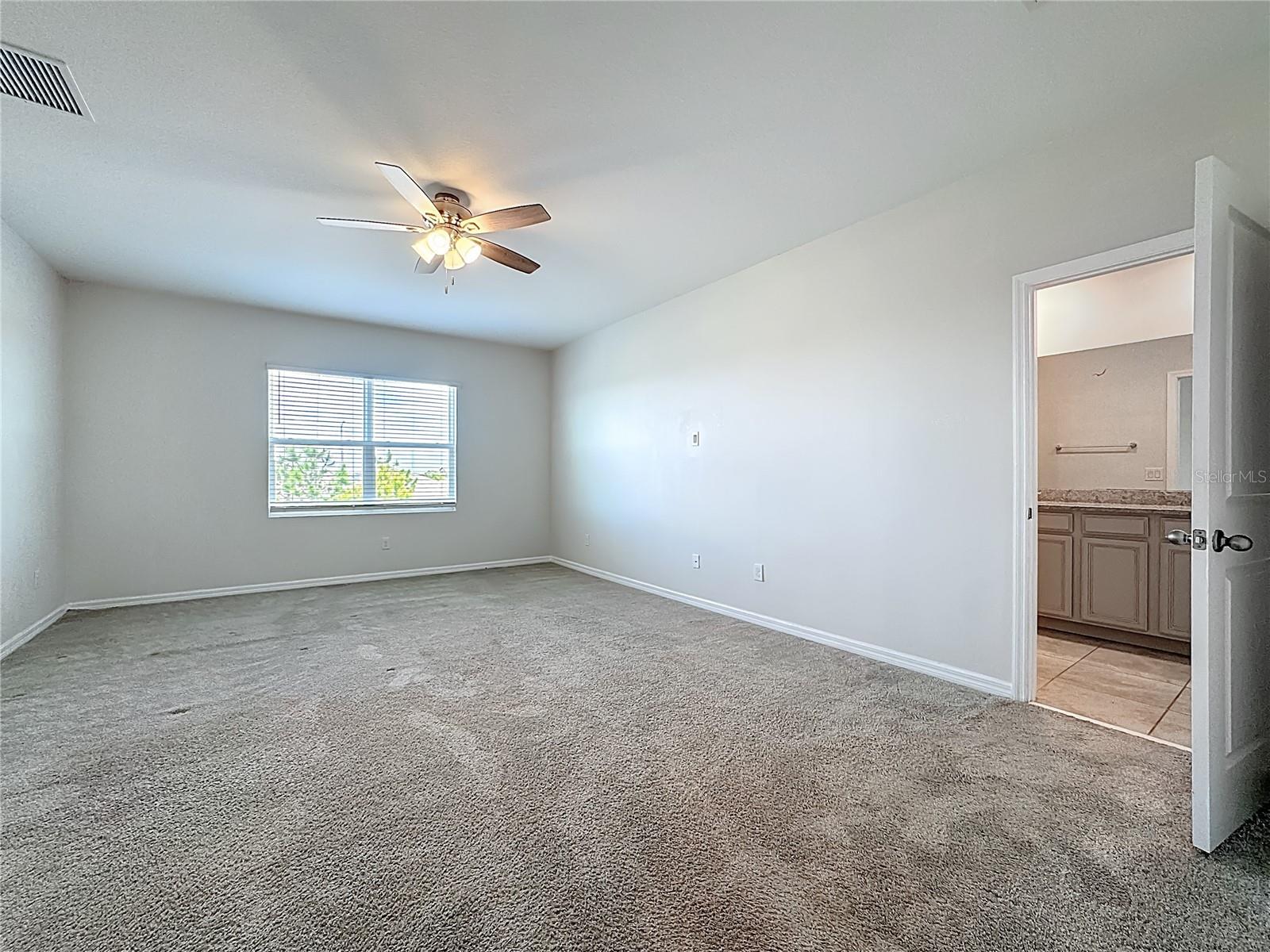 Image 34 of 53 For 11828 Cara Field Avenue