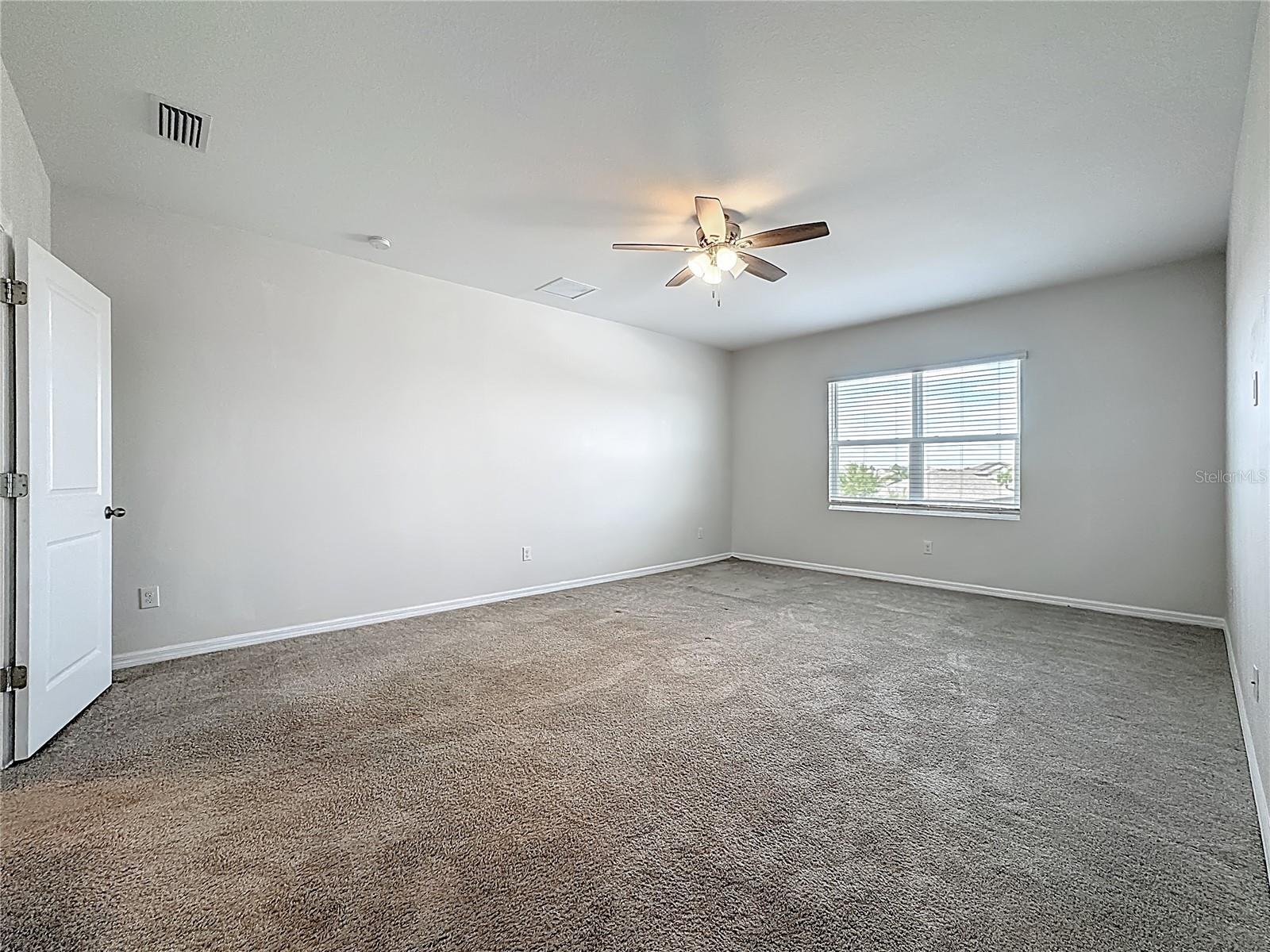 Image 36 of 53 For 11828 Cara Field Avenue