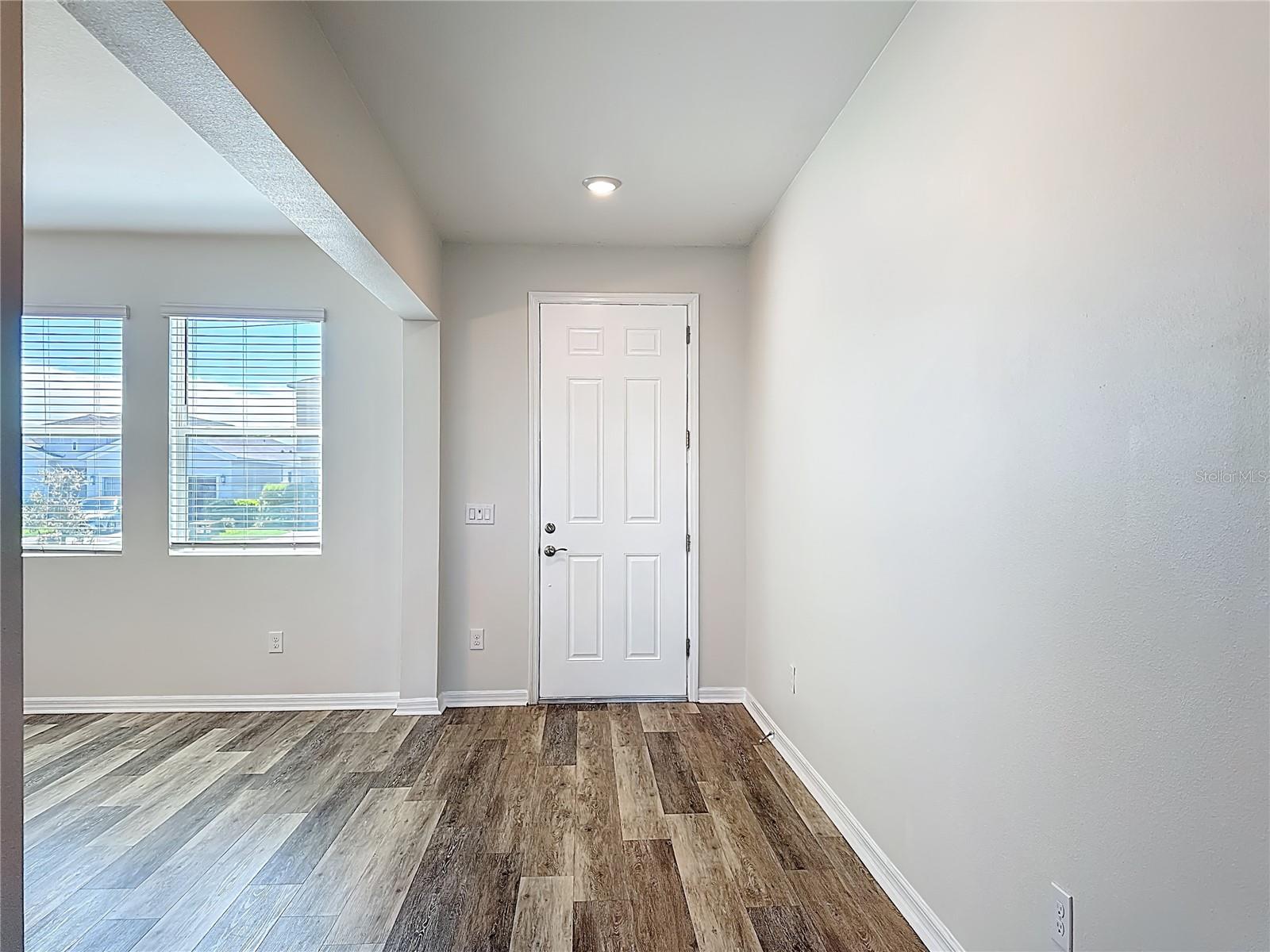 Image 4 of 53 For 11828 Cara Field Avenue