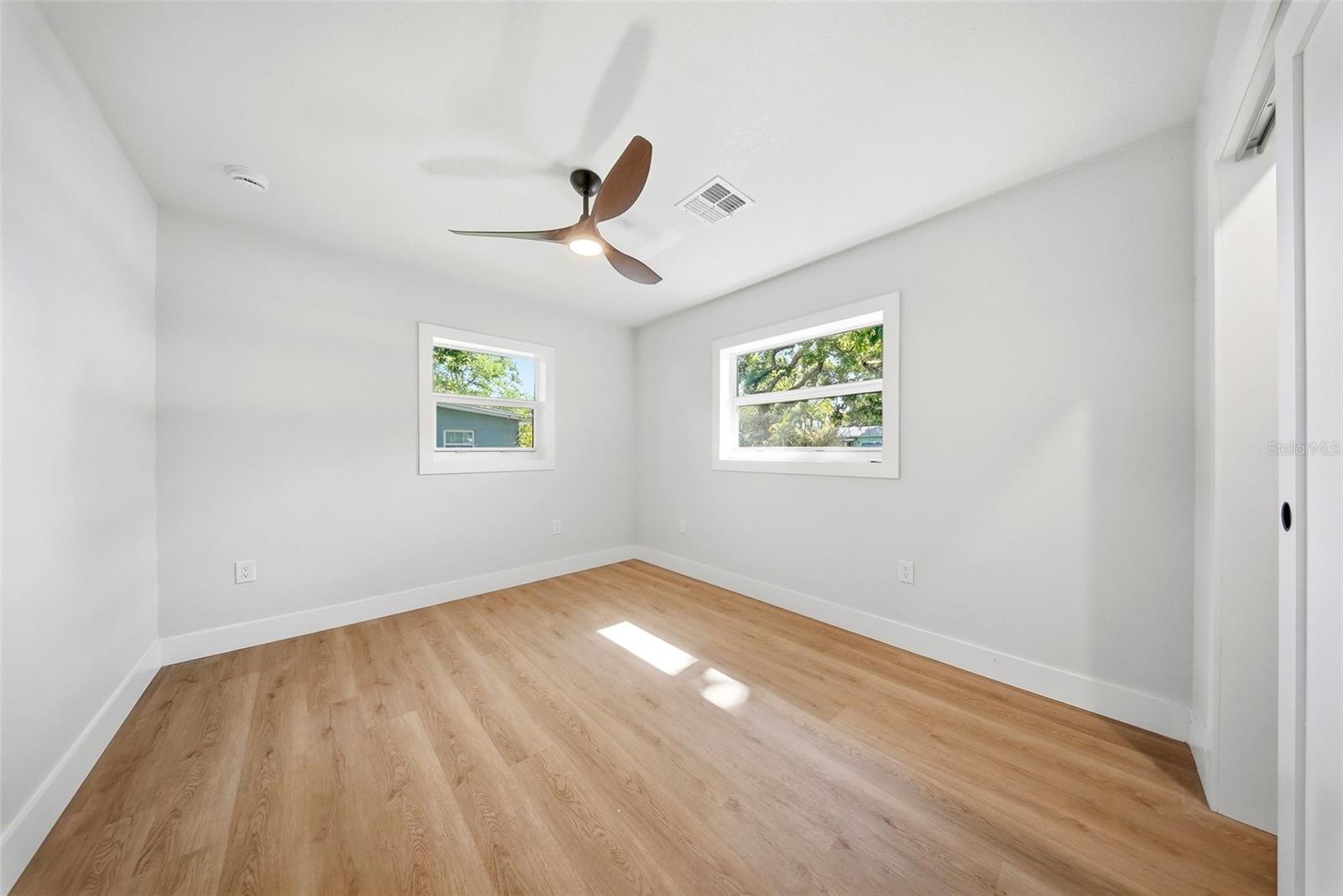 Image 23 of 40 For 1125 77th Street N