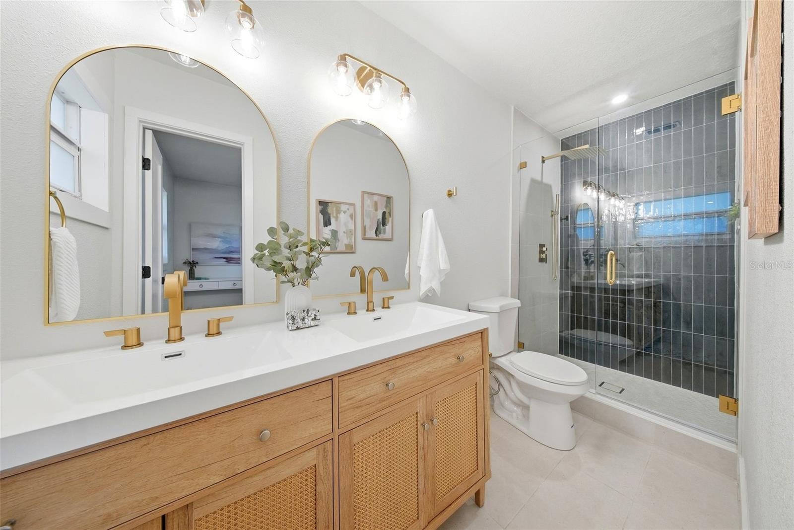 Image 27 of 40 For 1125 77th Street N