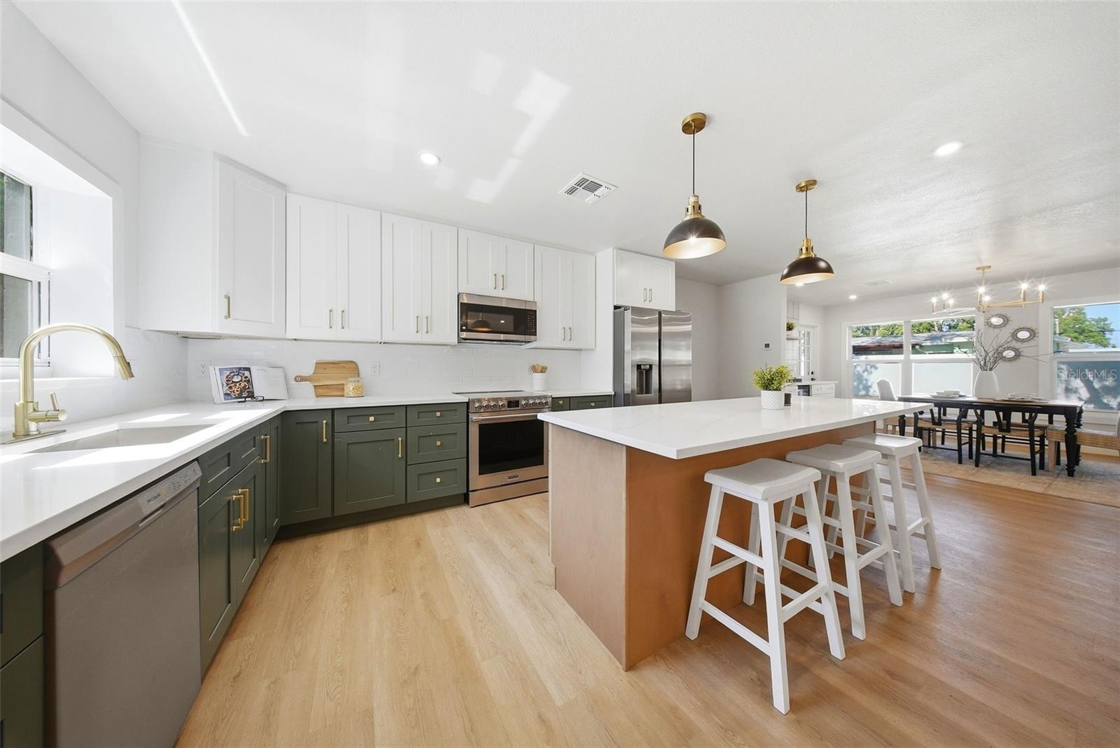 Image 3 of 40 For 1125 77th Street N