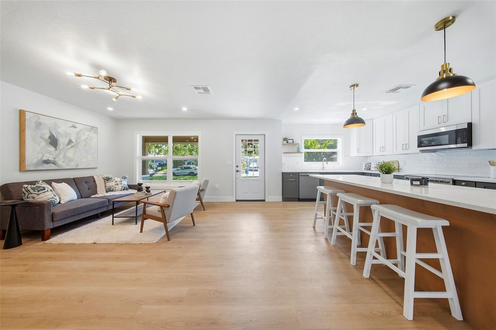 Image 7 of 40 For 1125 77th Street N