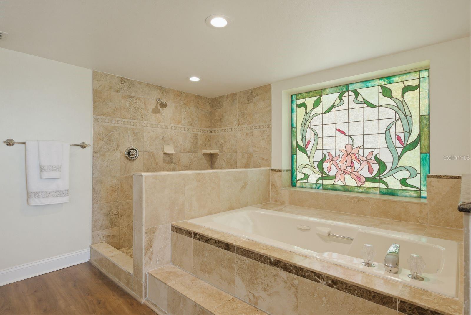 Image 21 of 43 For 3472 Shoreline Circle