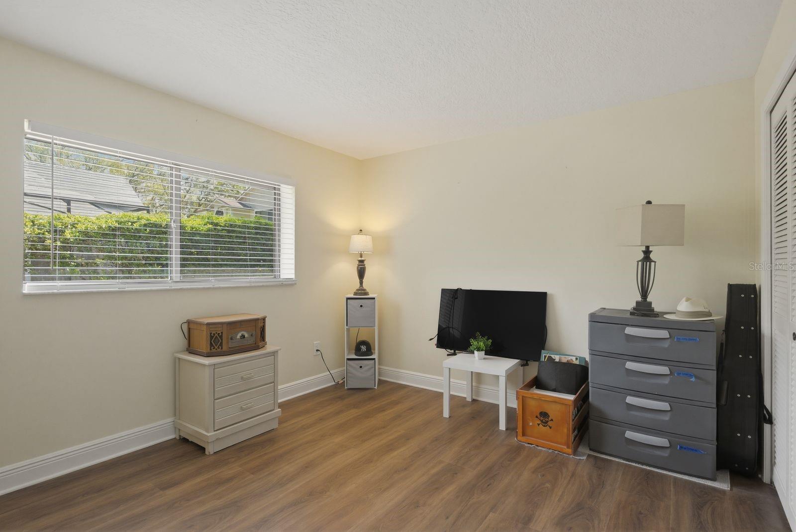 Image 25 of 43 For 3472 Shoreline Circle