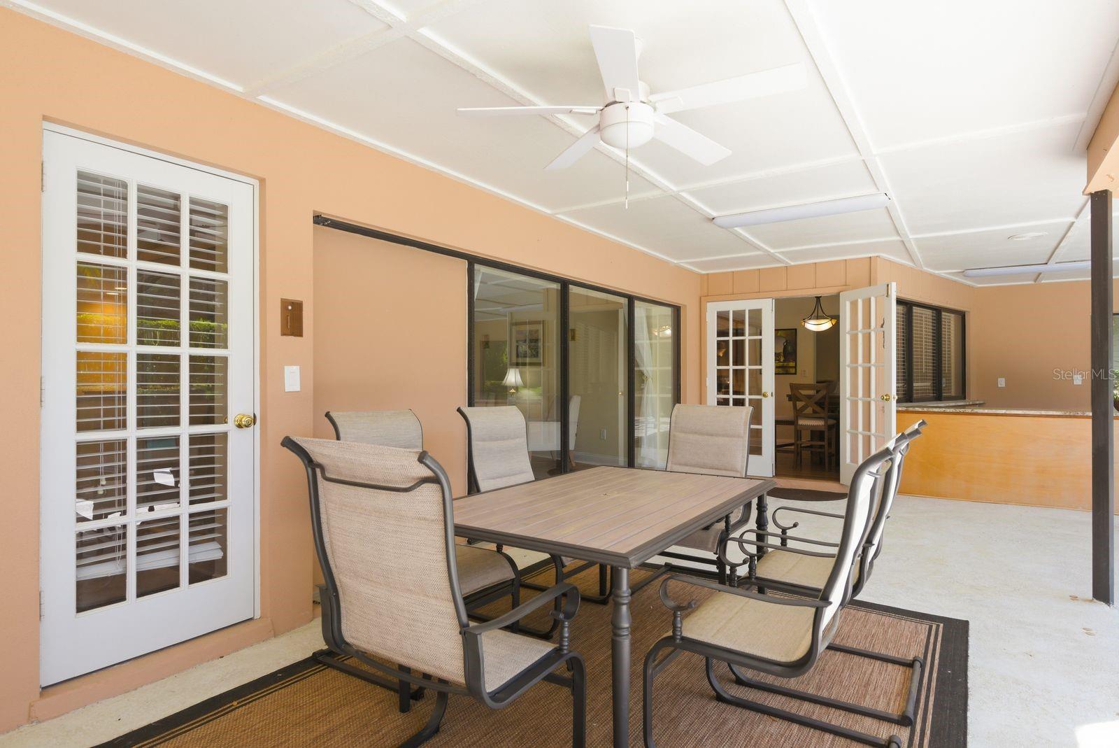 Image 32 of 43 For 3472 Shoreline Circle