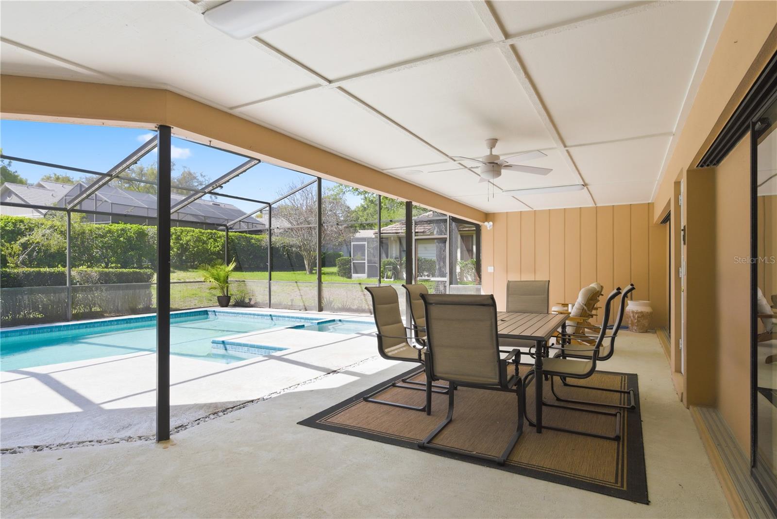 Image 34 of 43 For 3472 Shoreline Circle