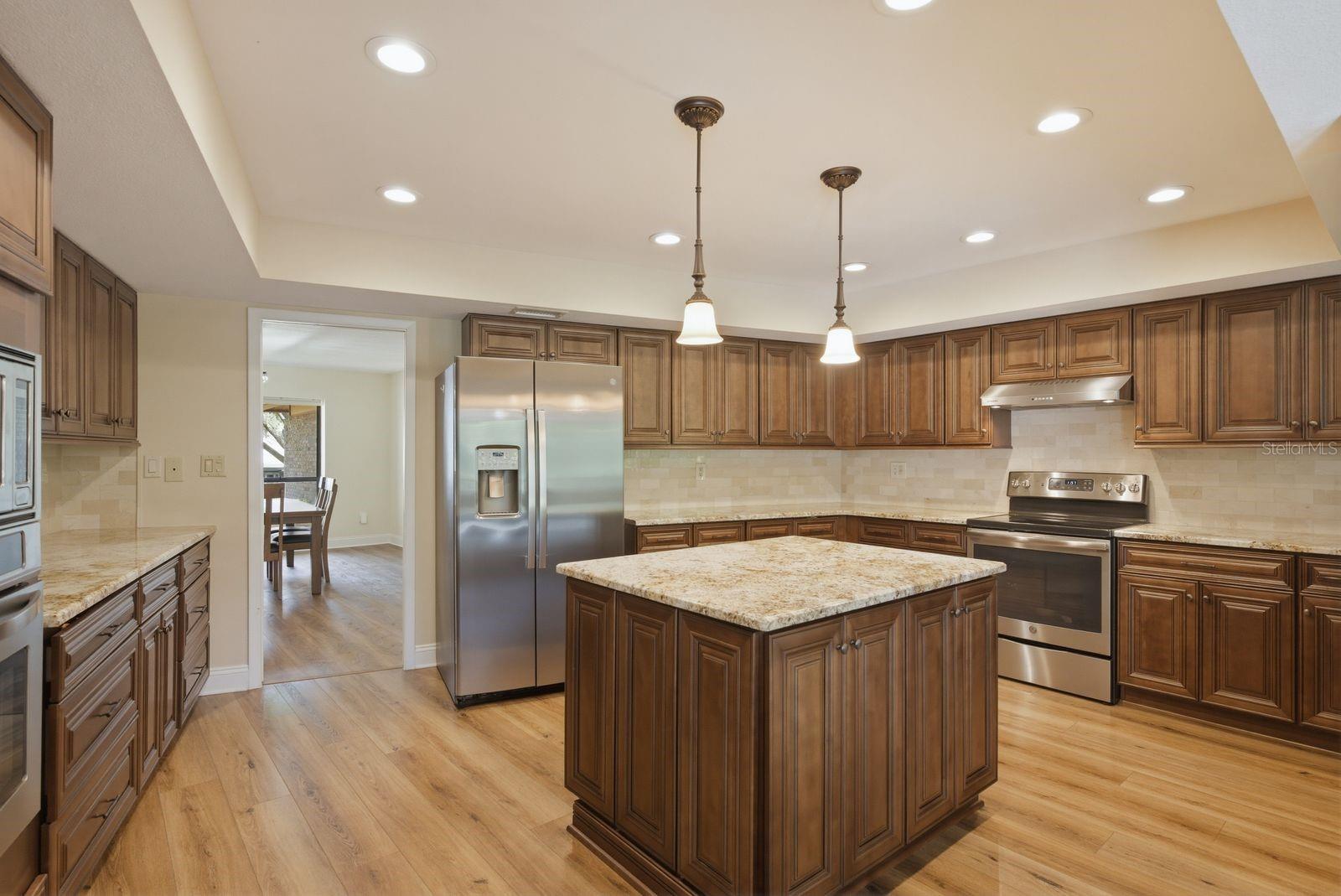 Image 8 of 43 For 3472 Shoreline Circle