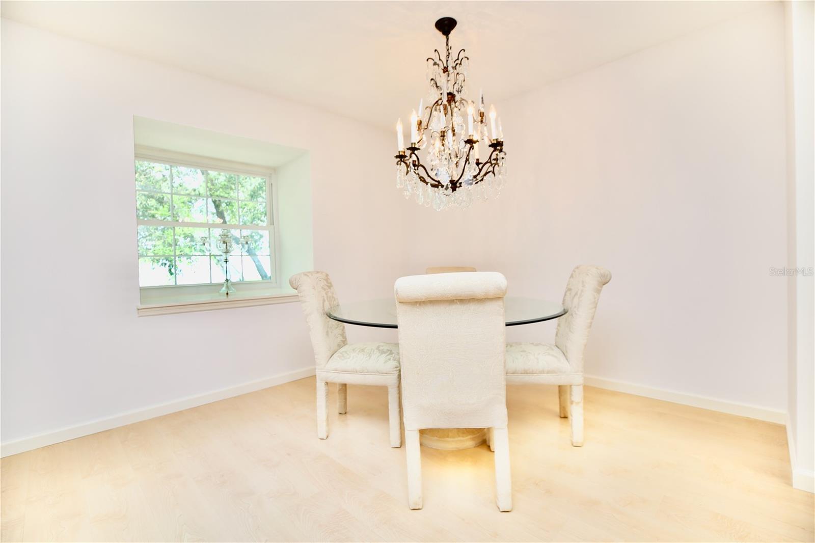 Image 11 of 39 For 1713 Belleair Forest Drive C