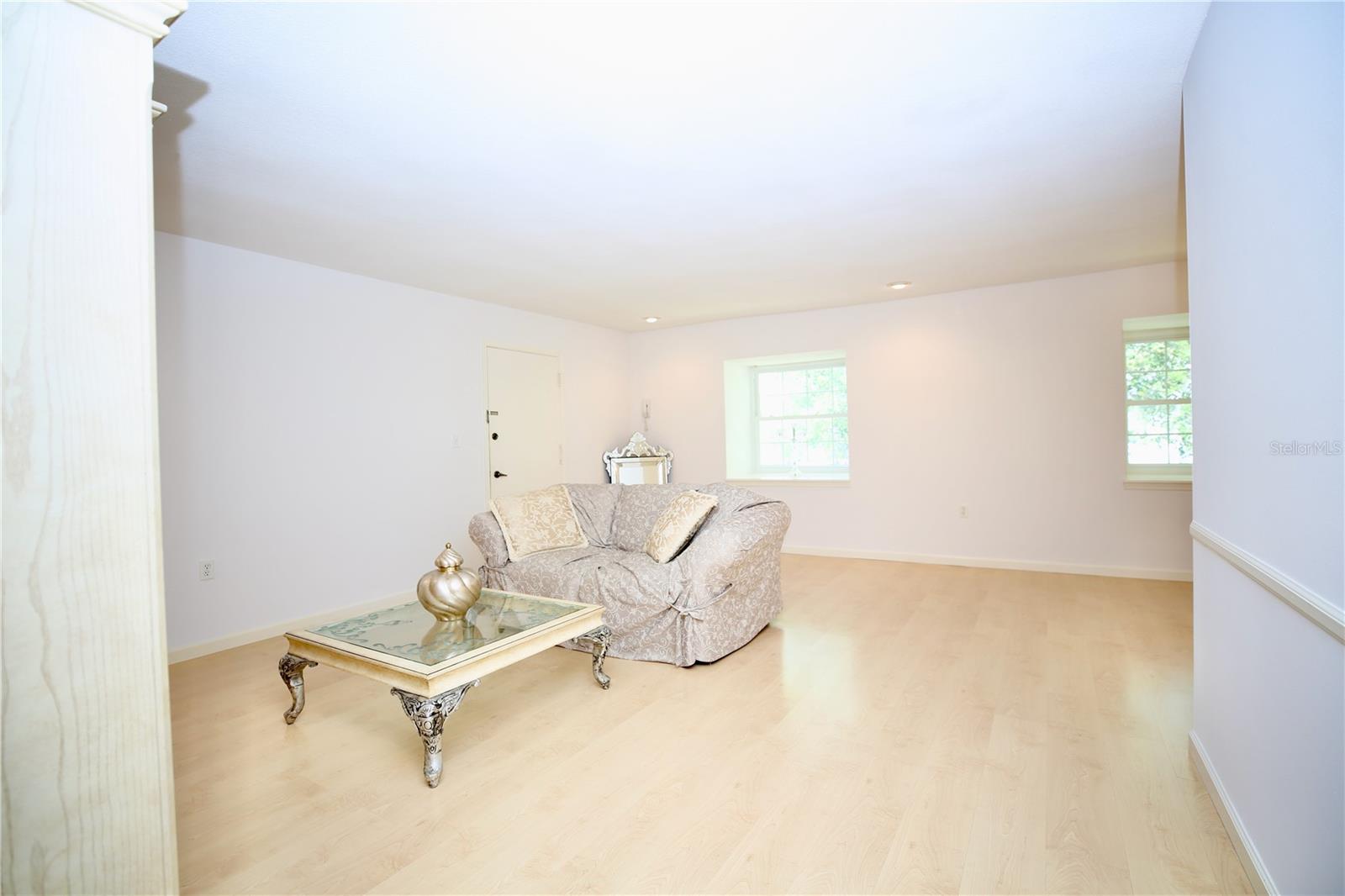 Image 12 of 39 For 1713 Belleair Forest Drive C